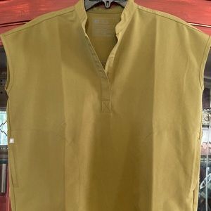 Figs scrubs women's  Rafaela™ - Oversized Scrub Top - XS / Martini Olive